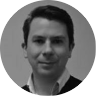 Fundador y director de Olyusei