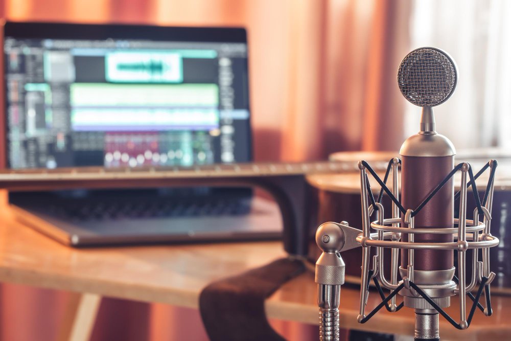 Locución, doblaje y voice-over para contenidos multilingües