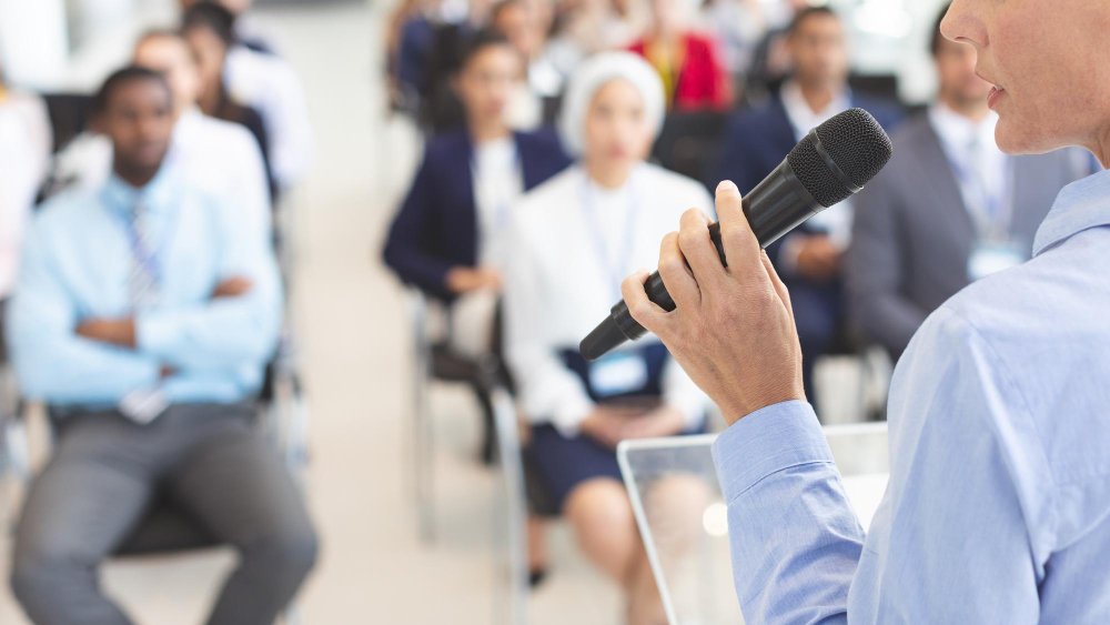 Interpretación simultánea en eventos